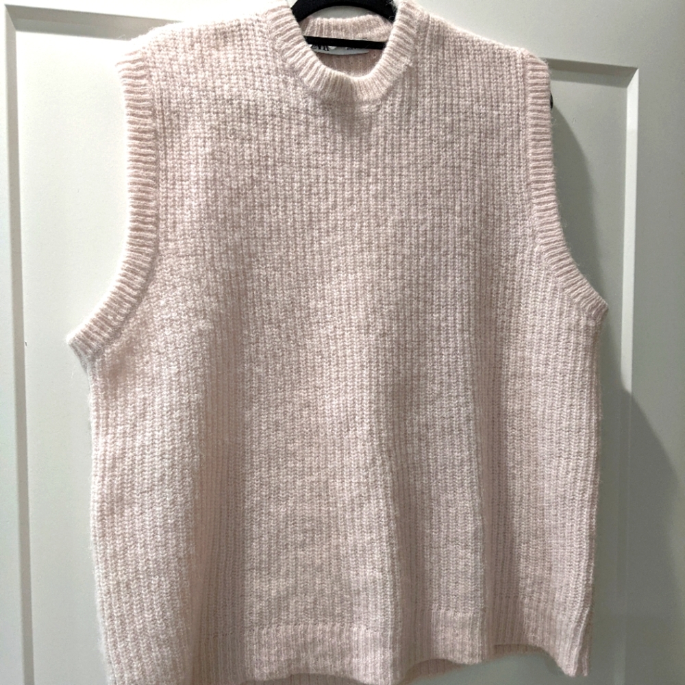 Zara sleeveless sweater